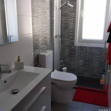 Piso Cerca De Playa Samil